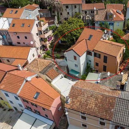 Apartments By The Sea Veli Losinj, Losinj - 24542 Apartman *