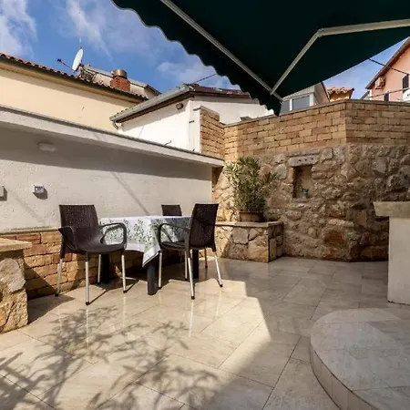 Apartments By The Sea Veli Losinj, Losinj - 24542 Apartman *