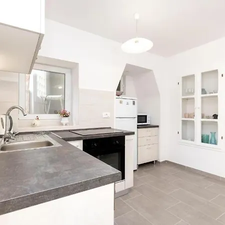Apartamento Apartments By The Sea Veli Losinj, Losinj - 24542 *